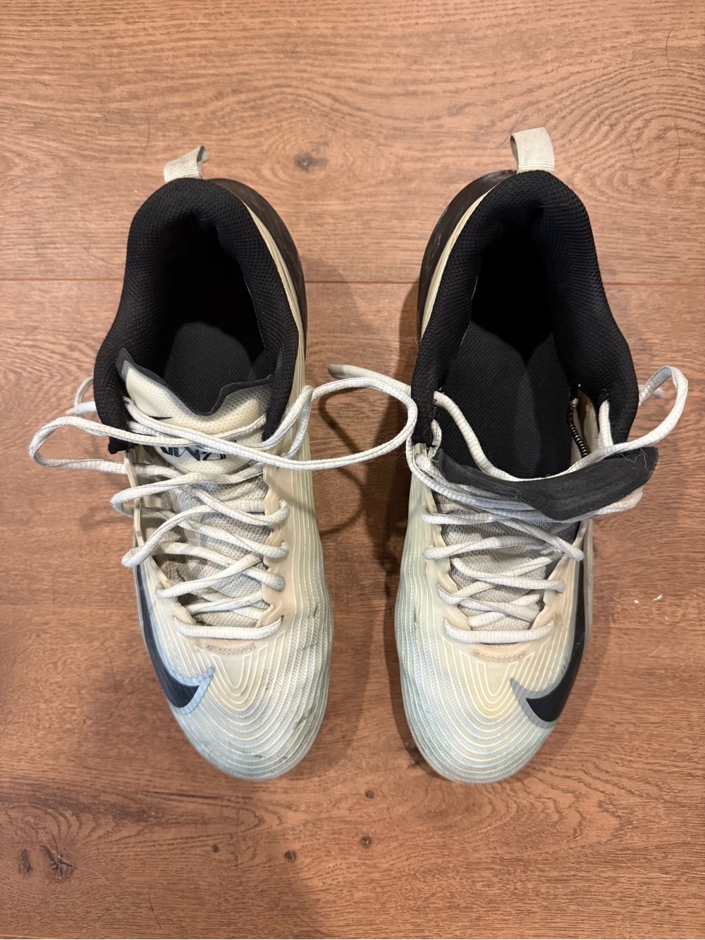 Men's Vapor Football Cleats Size 11